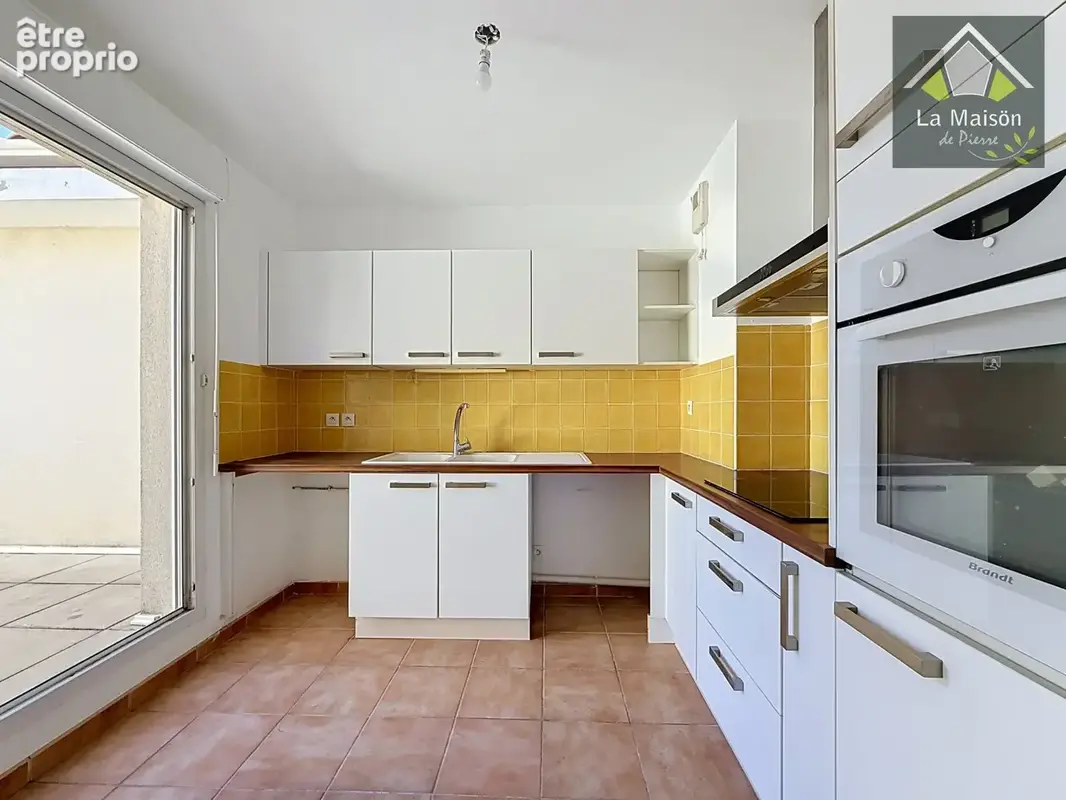 Appartement 3 pièces 67 m² à vendre à Istres (13800) - photo 4