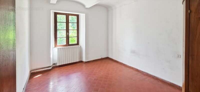 Appartement à GAGNIERES