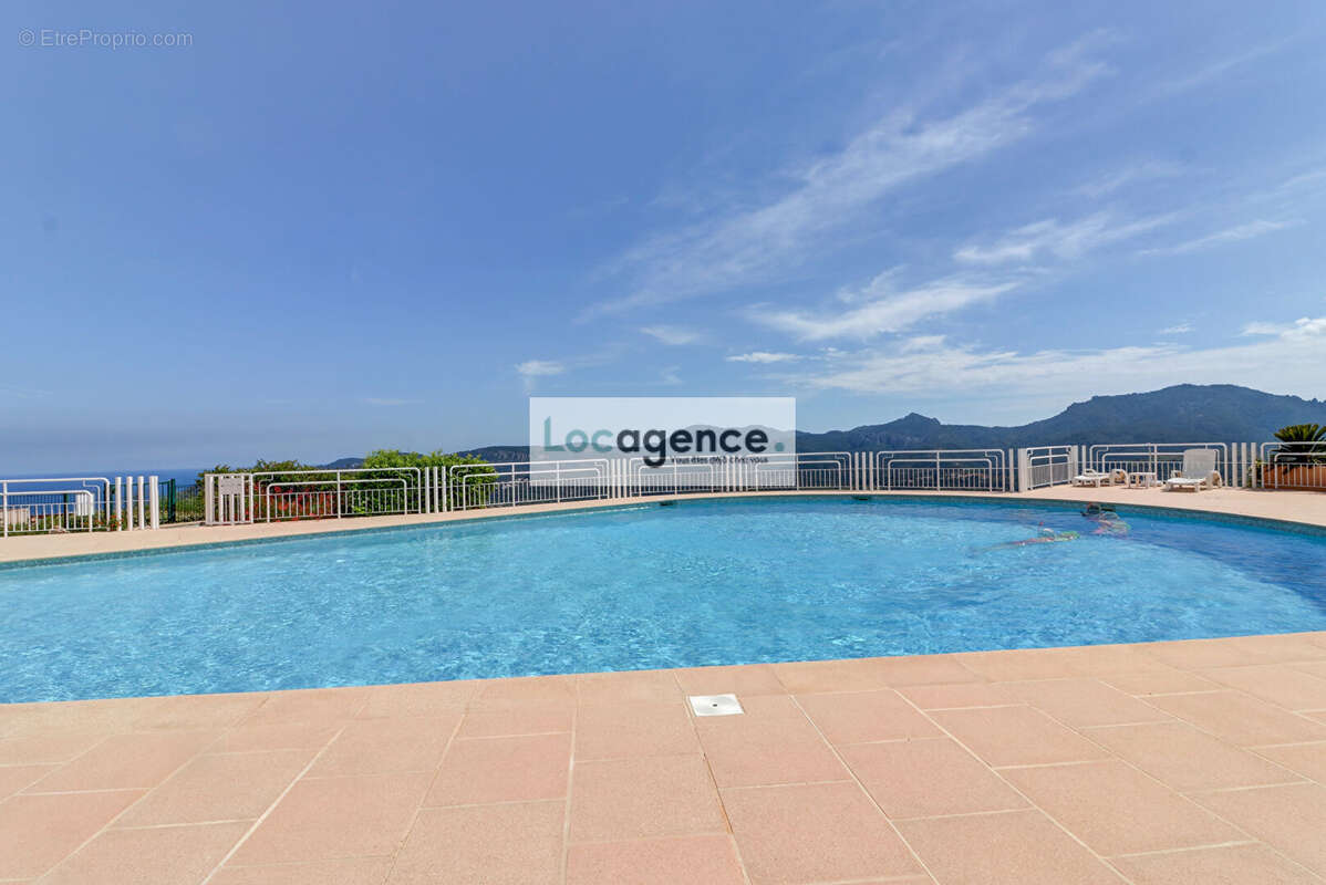 Appartement à MANDELIEU-LA-NAPOULE