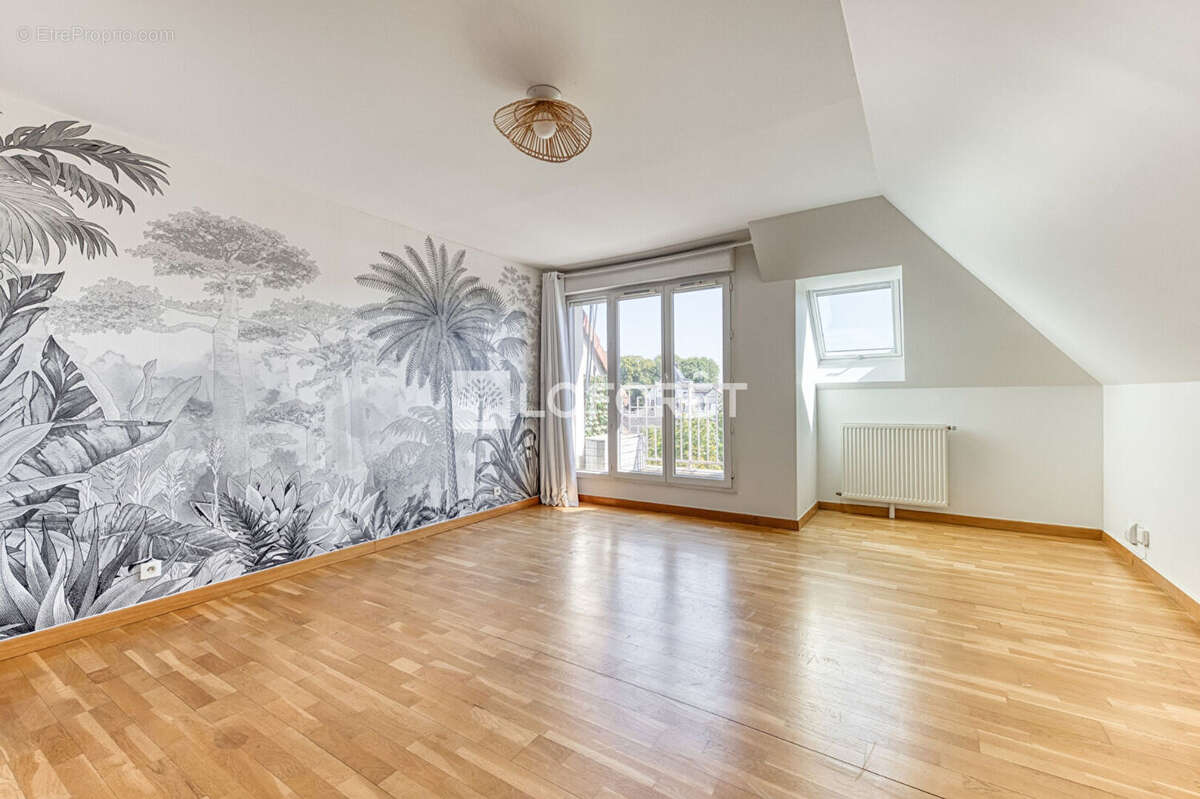 Appartement Pontault Combault 3 pièce(s) 61.95 m2 - photo 10