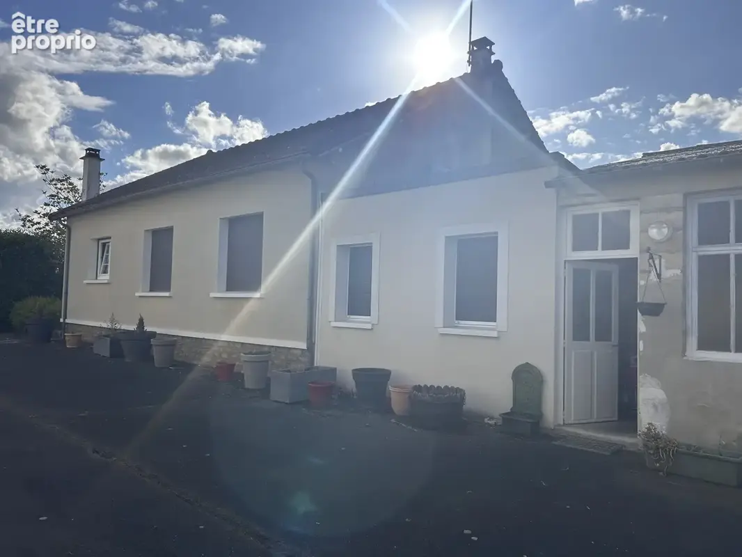 A VENDRE - Maison 4 pièces avec vie de plain-pied - garage/atelier de 90 m2 environ et jardin proche centre-vi - photo 17