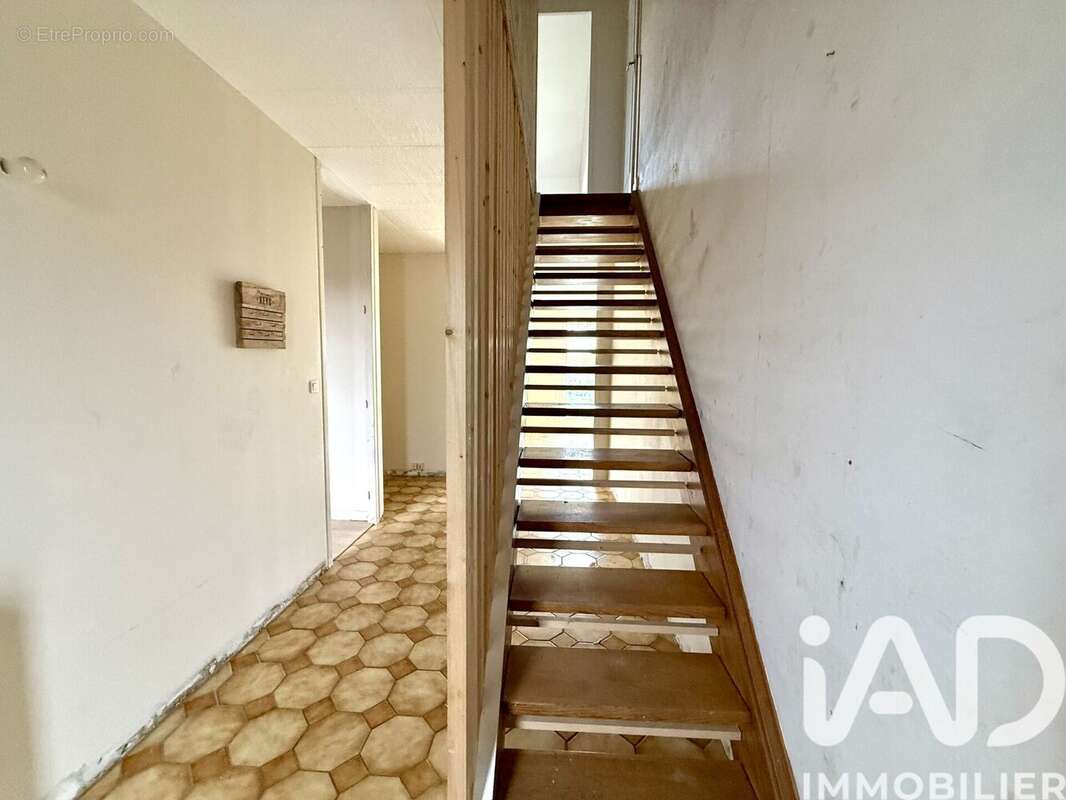 Photo 8 - Maison à GUEUGNON