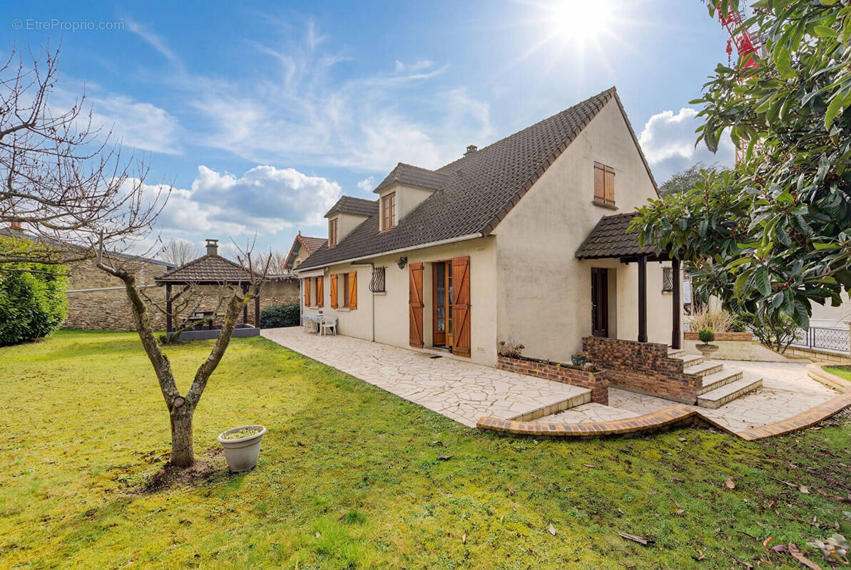 Maison à TRIEL-SUR-SEINE