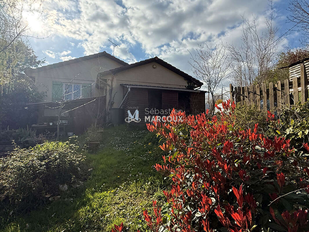 Maison à BOISSET-SAINT-PRIEST