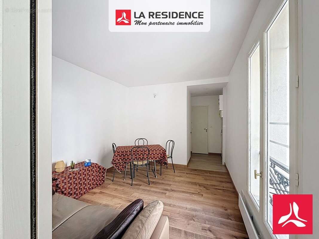 Appartement à PARIS-17E