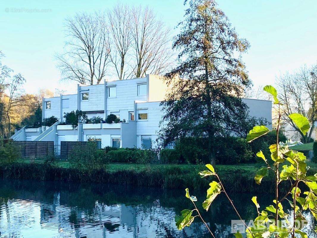 Appartement à VILLENEUVE-D&#039;ASCQ