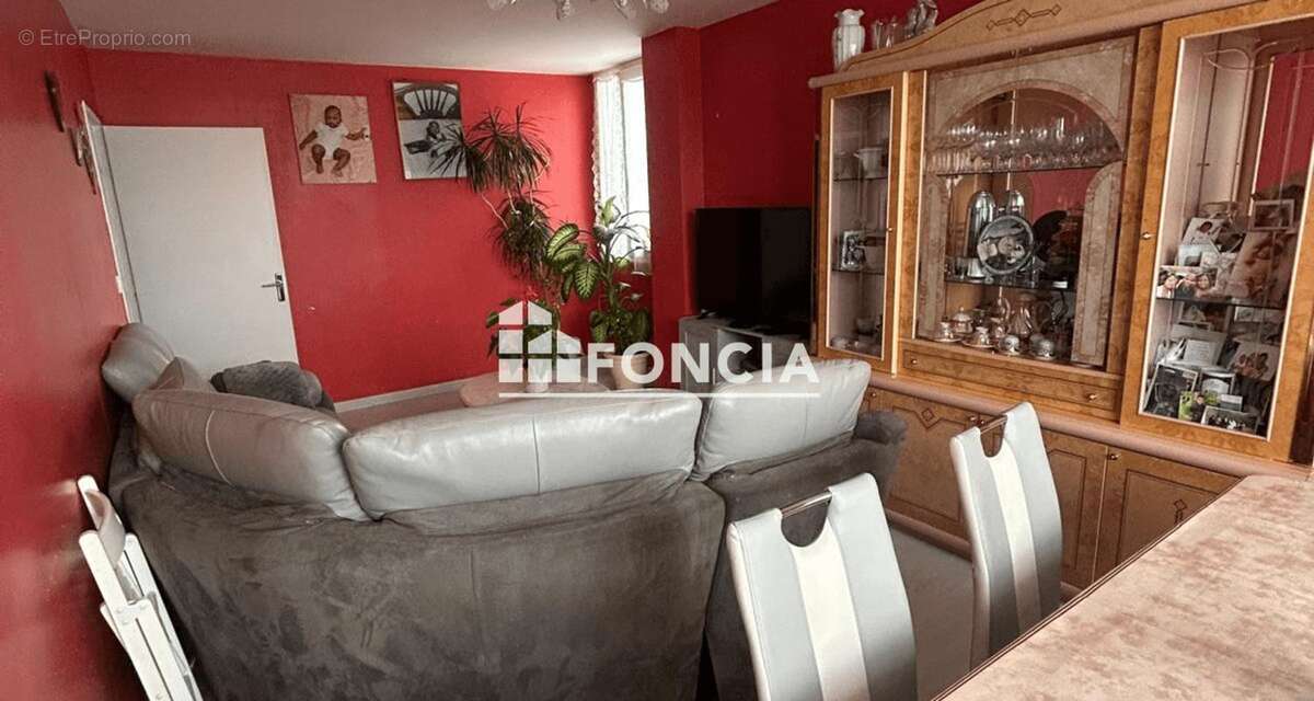 EVRY T4 de 85m2. Excellent pour une residence pricipale et rentable pour un investissement locatif - photo 2