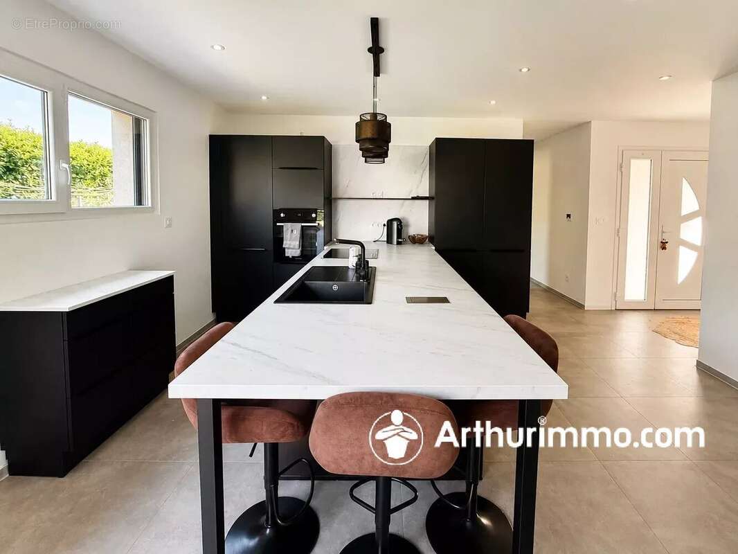 Maison contemporaine avec piscine à Saint-Germain-le-Châtelet - photo 14