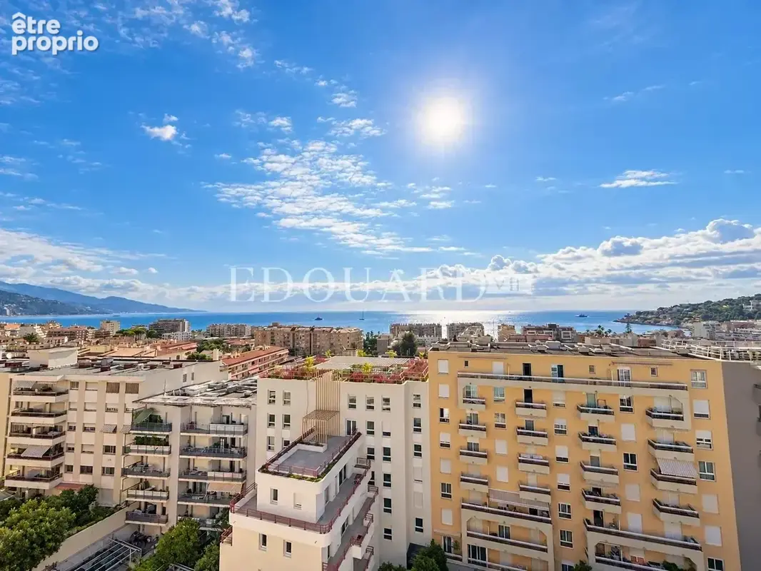 Appartement à ROQUEBRUNE-CAP-MARTIN