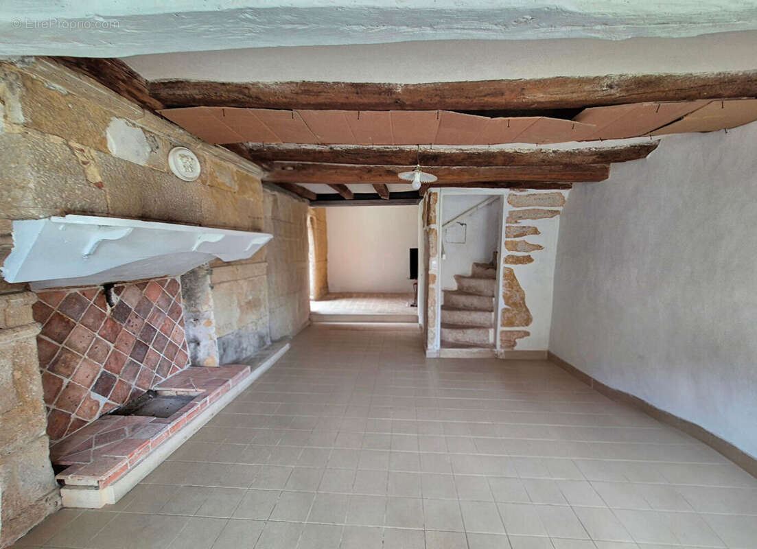Maison à THOUARCE