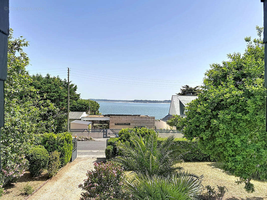 BILLIERS - Maison indépendante avec jardin, garage et aperçu mer - photo 3