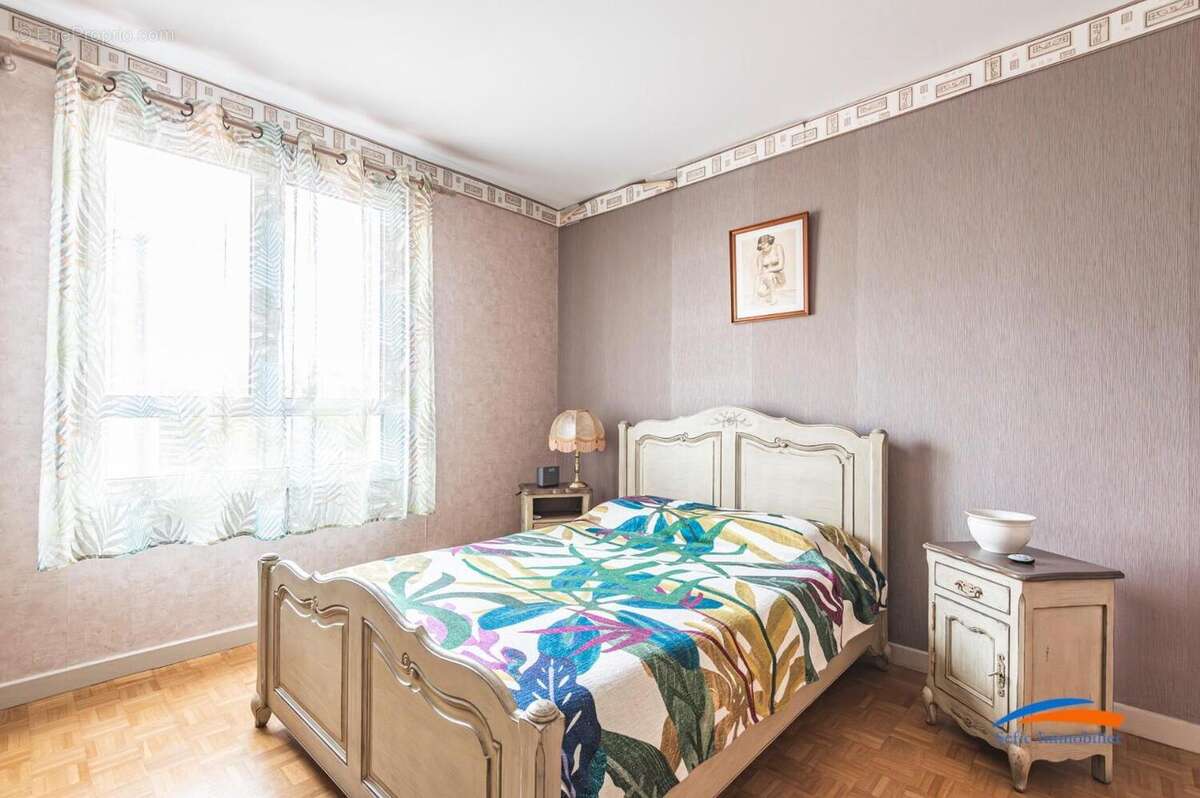   - Appartement à REIMS