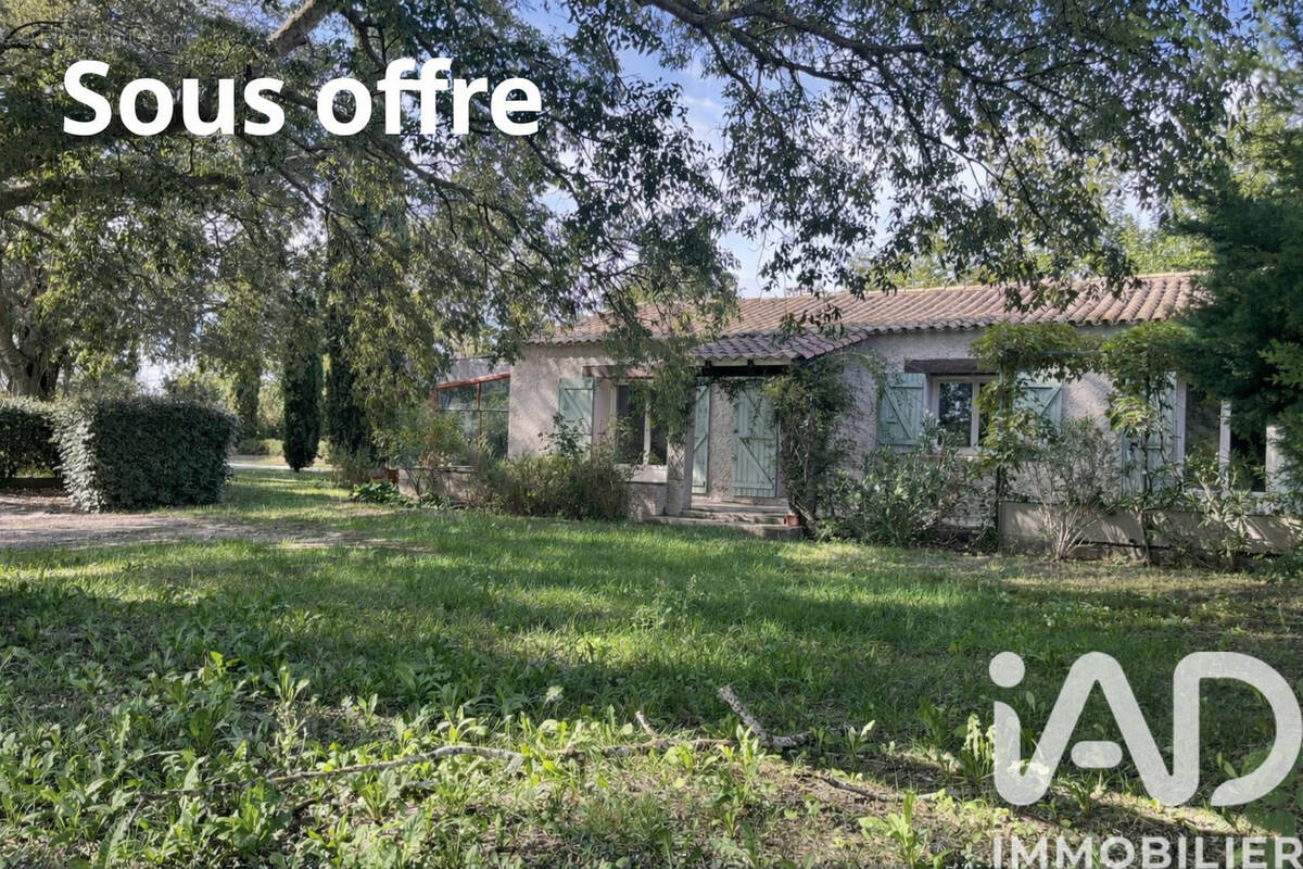 Photo 1 - Maison à LAMBESC