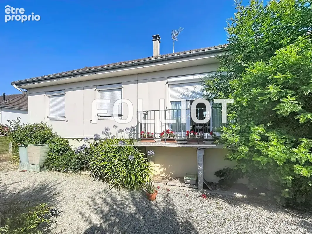 A VENDRE - Maison Carentan Les Marais 5 pièce(s) 84 m2 - photo 2