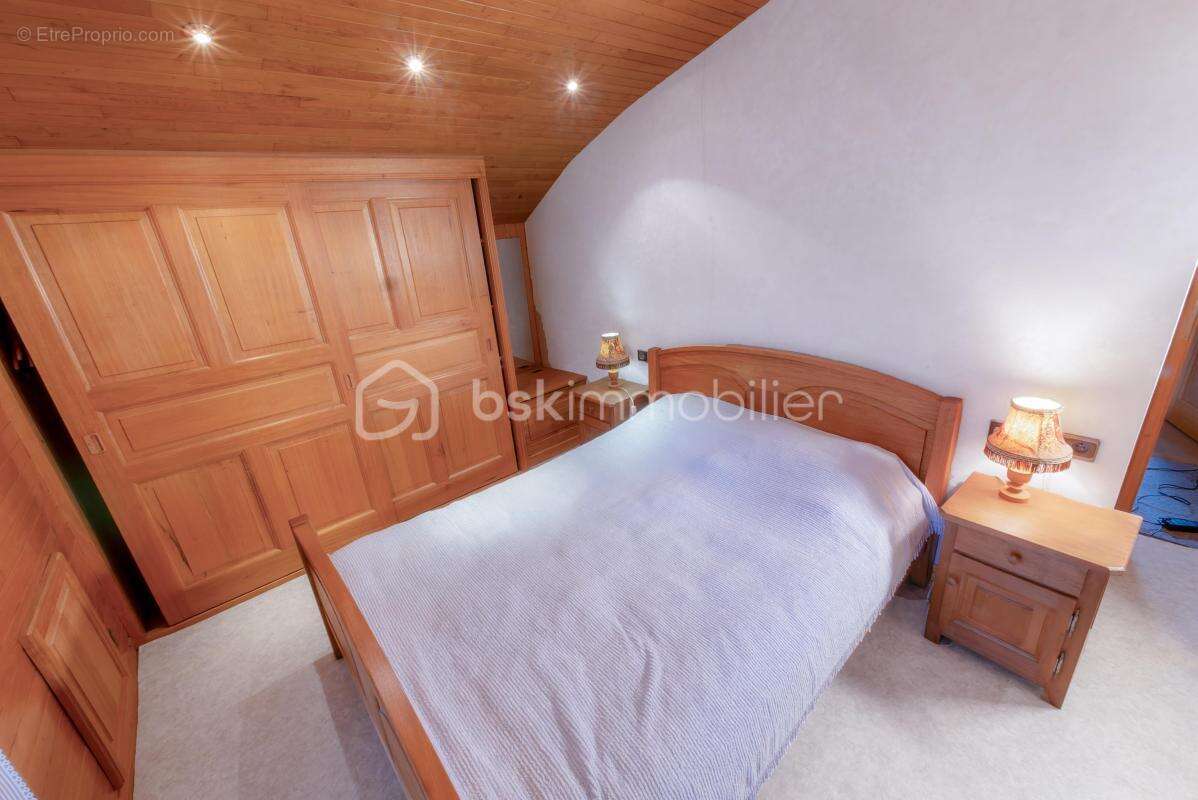 Vallée de chamonix - chalet avec jardin - 5 pièces, 4 chambres - calme, ensoleillé - vue mont-blanc - photo 9