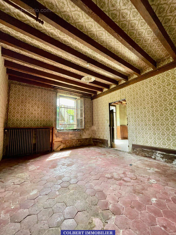 Maison à SAINT-MAURICE-SUR-AVEYRON