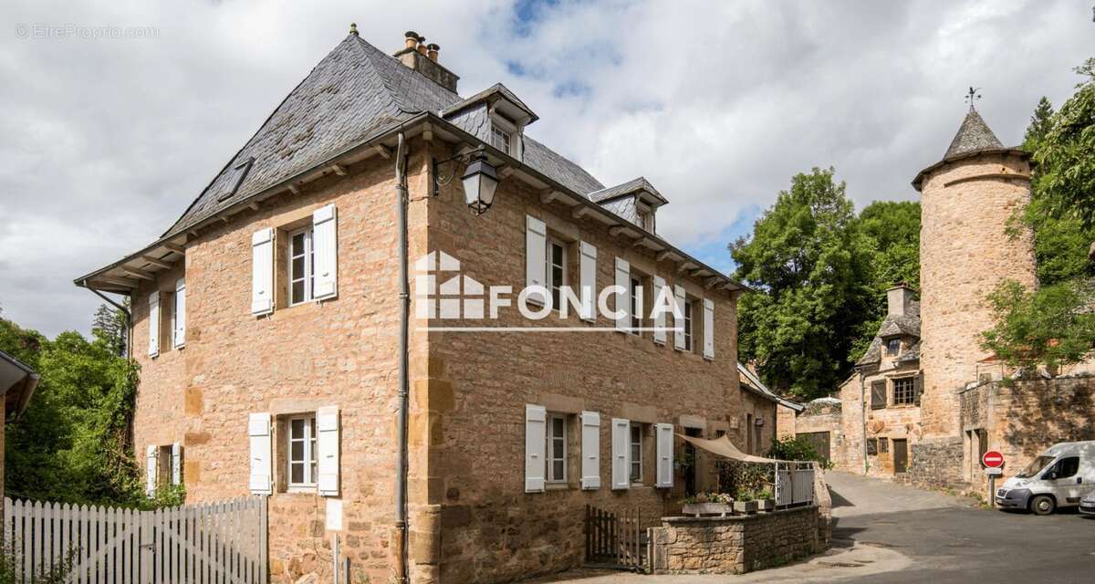 Maison à BOZOULS