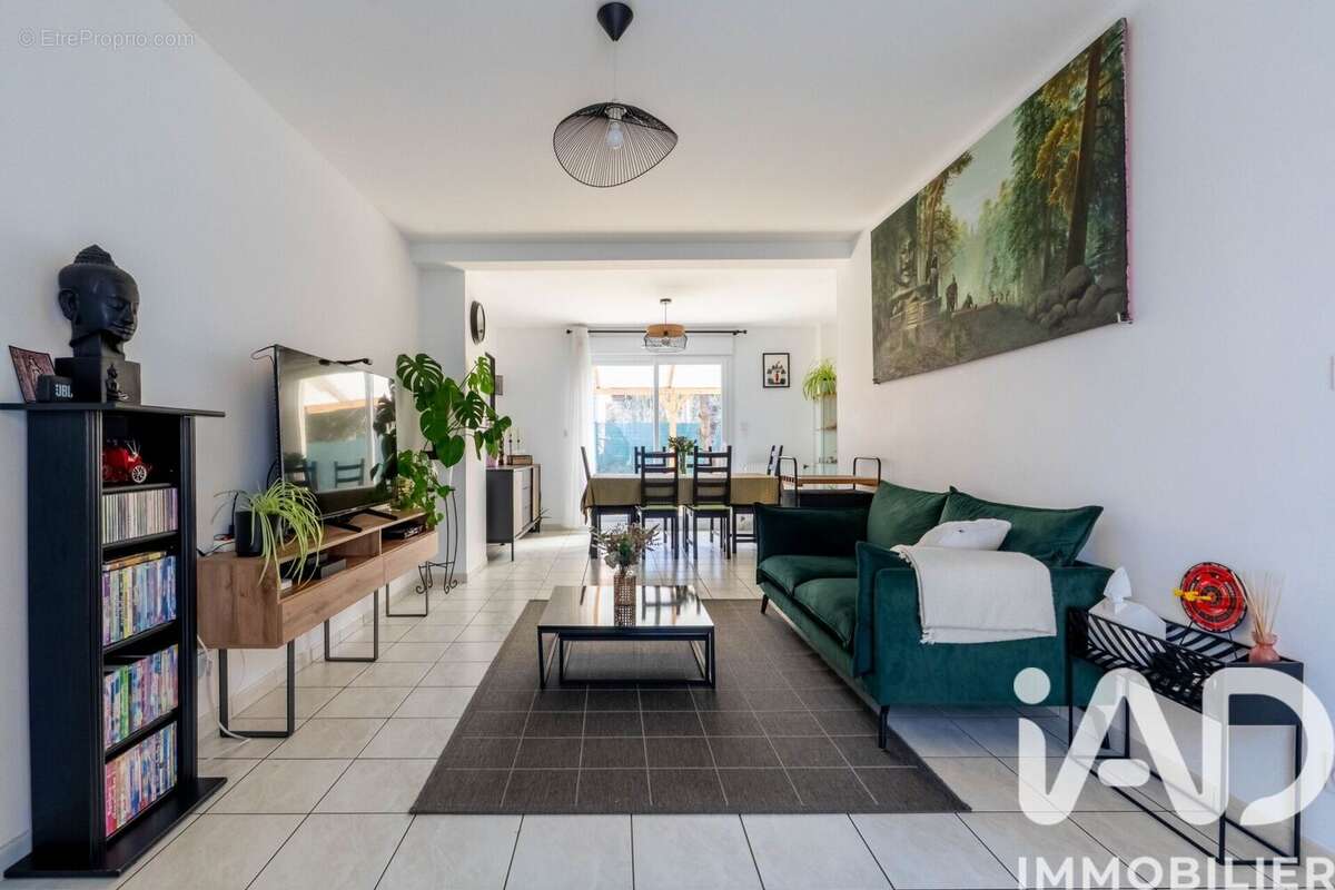 Photo 3 - Maison à CHAMPS-SUR-MARNE