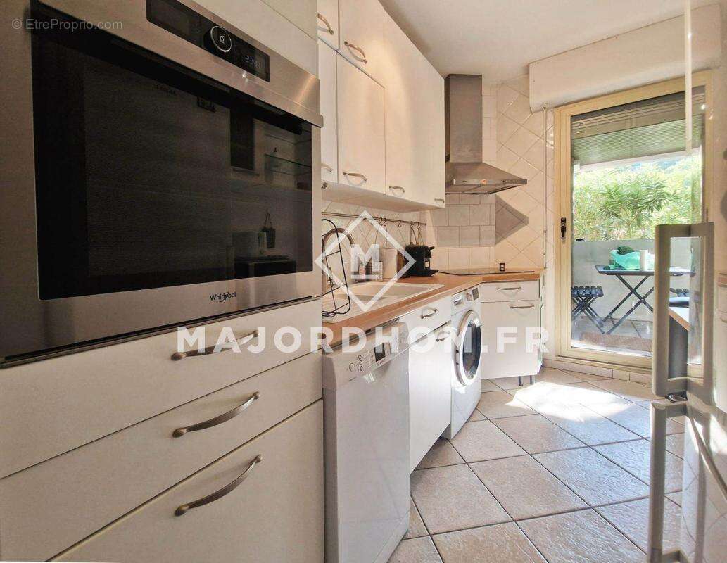Appartement à MARSEILLE-8E