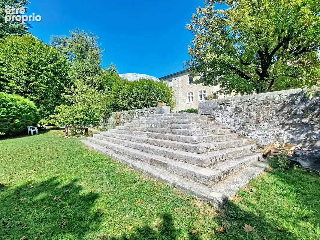 Vivre au Château de Varces   T3 de 64 m2 au cœur d’un écrin de verdure - photo 8