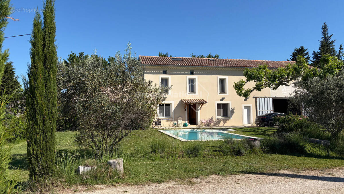 Maison à MONTEUX