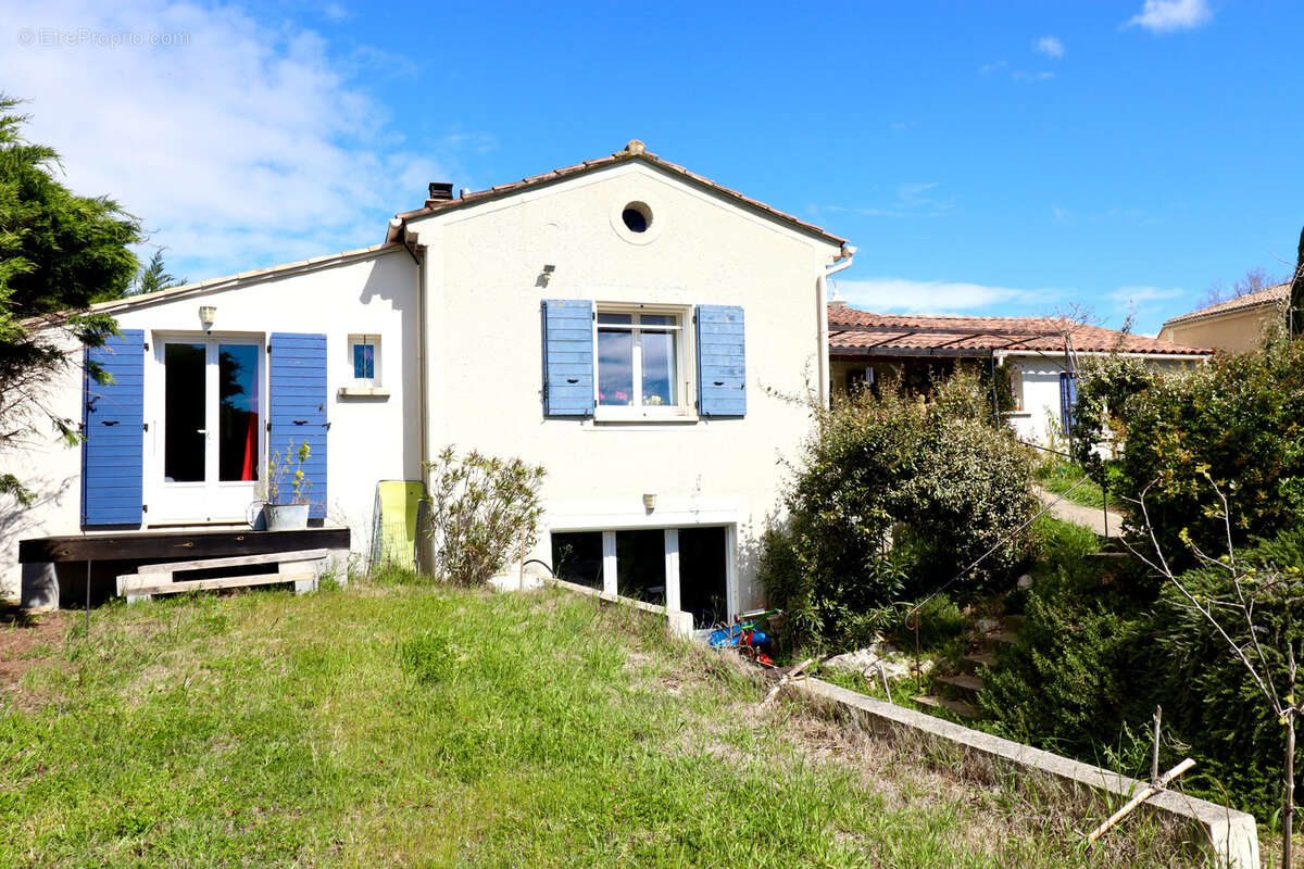 Maison à SAINT-ROMAN-DE-MALEGARDE