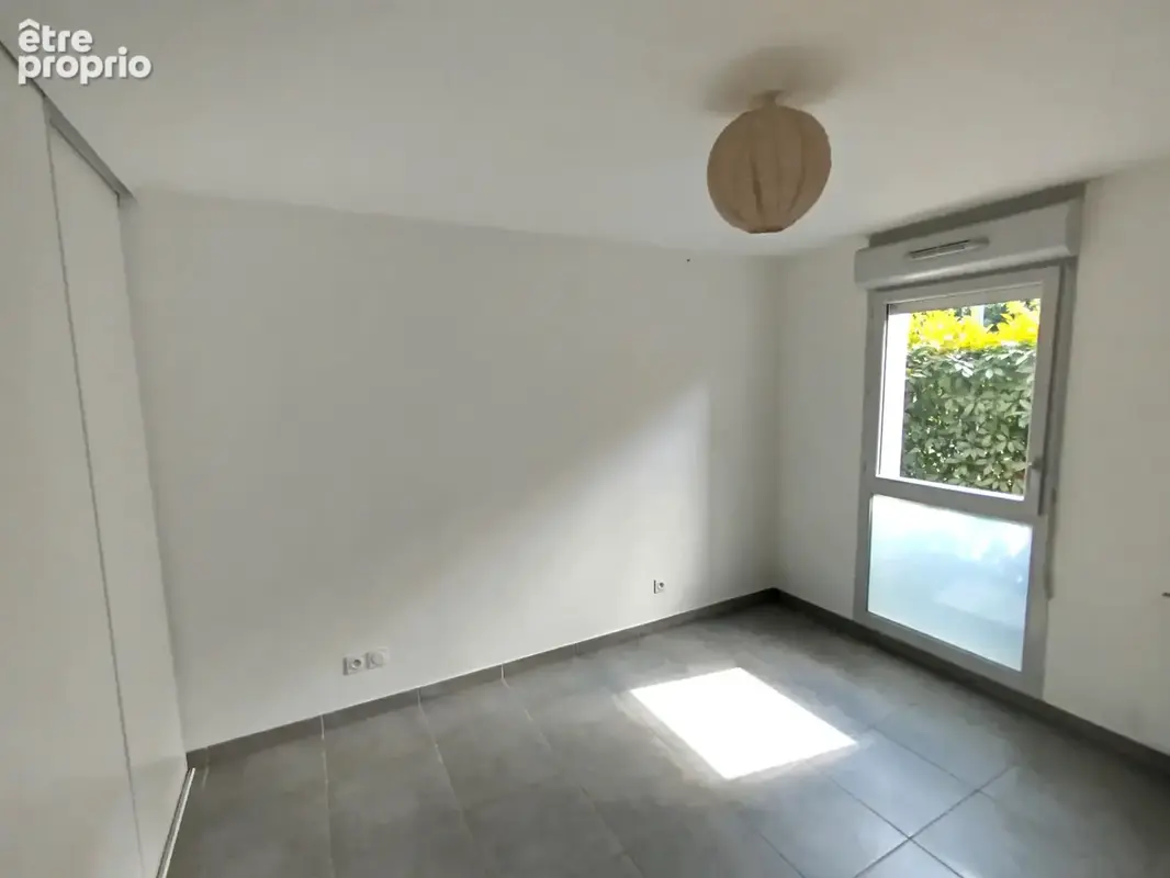 Appartement T2 de 42m2 avec terrasse - photo 4