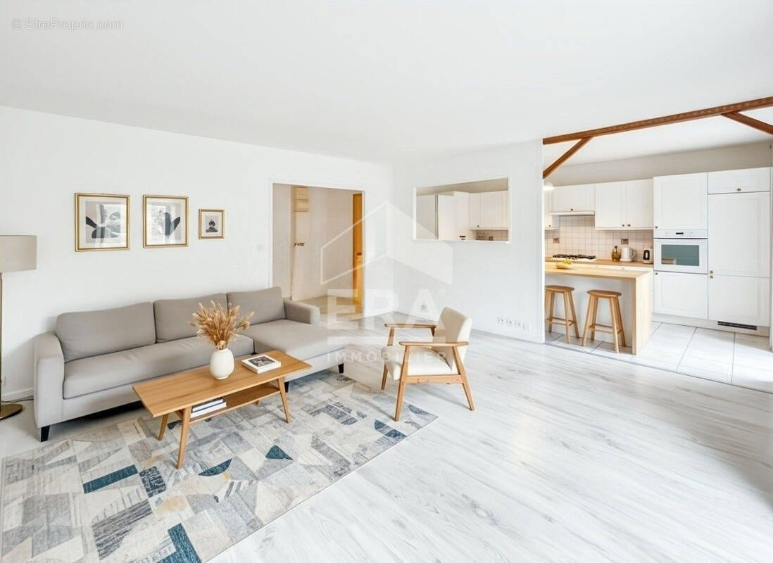 Appartement à VAUX-LE-PENIL