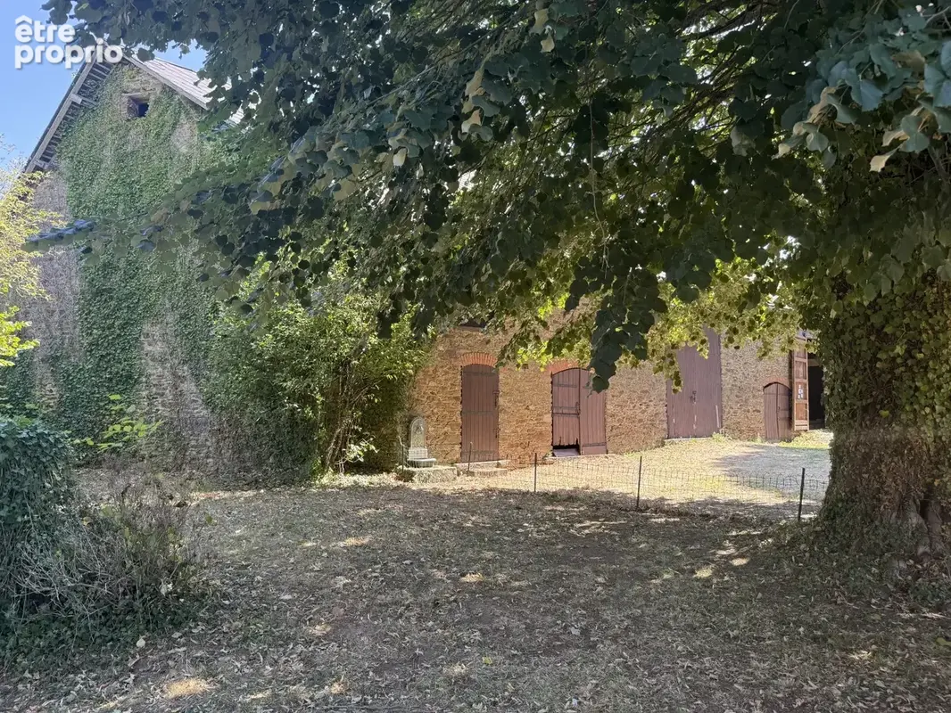Maison en pierres et grande grange - photo 19
