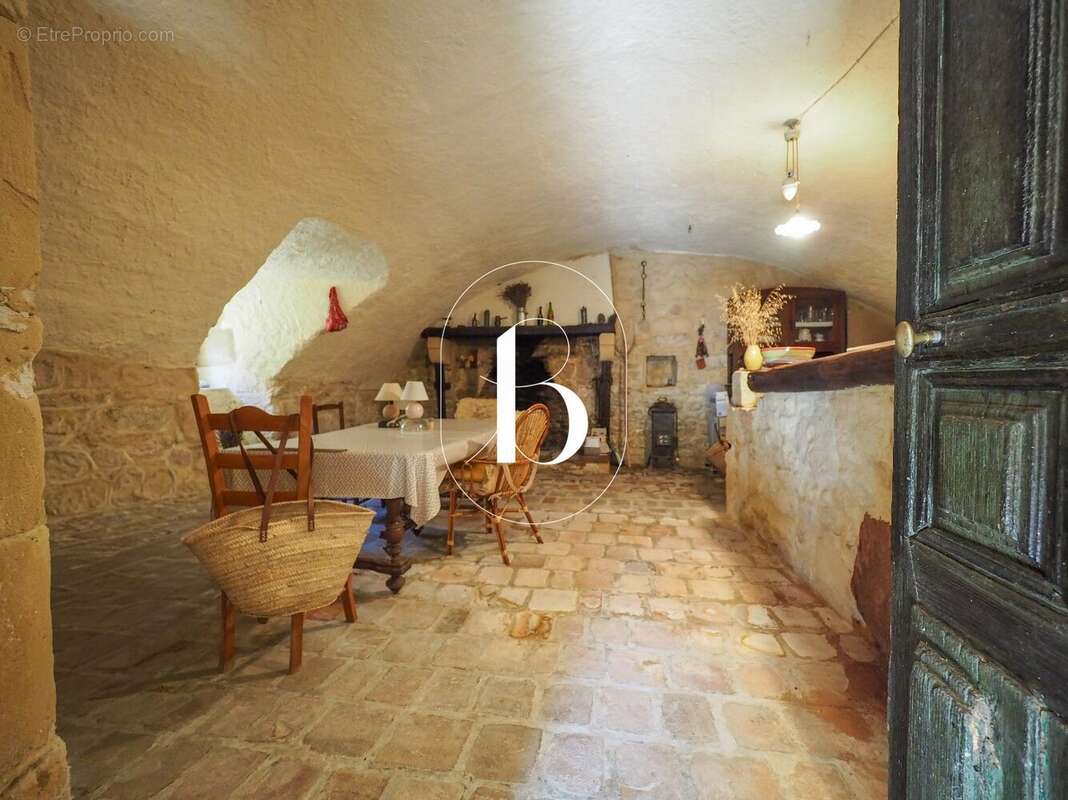 Maison à SABRAN