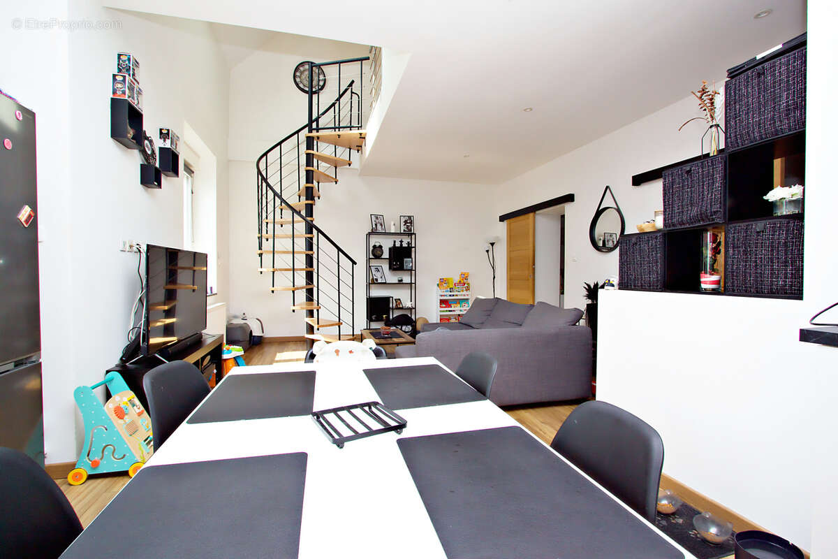 Appartement à RONCOURT