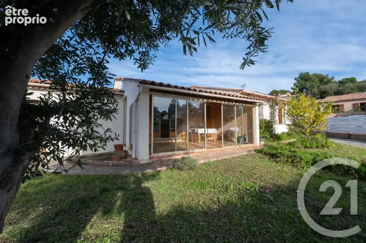 Maison 4 pièces 121 m² à vendre à Bormes-Les-Mimosas (83230) - photo 2