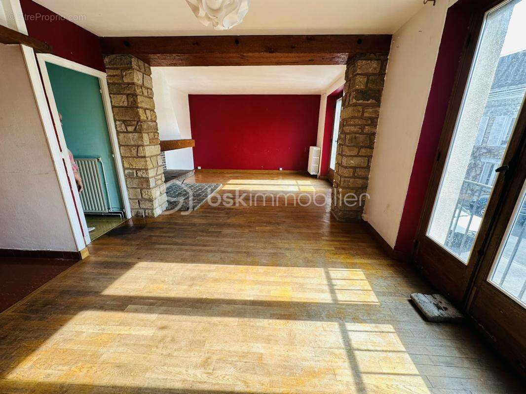 Maison à SAMOIS-SUR-SEINE