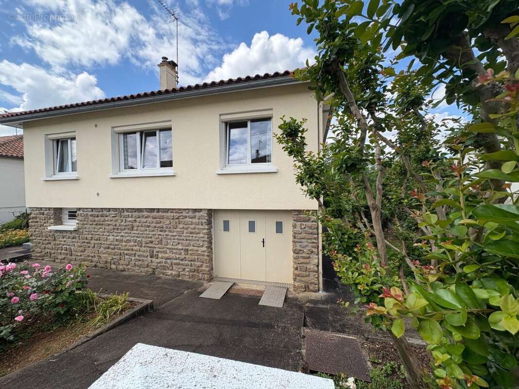 Maison à NIORT