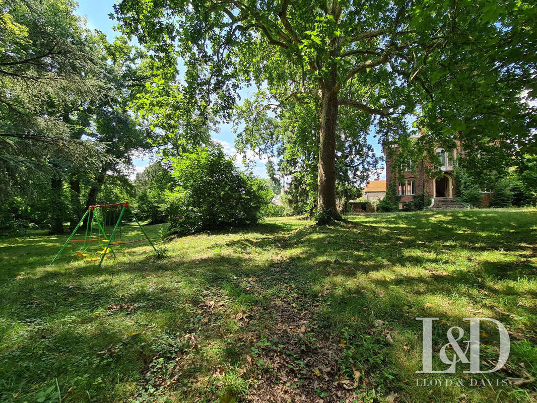 Maison 230 m² à Saint-Cheron  - photo 8