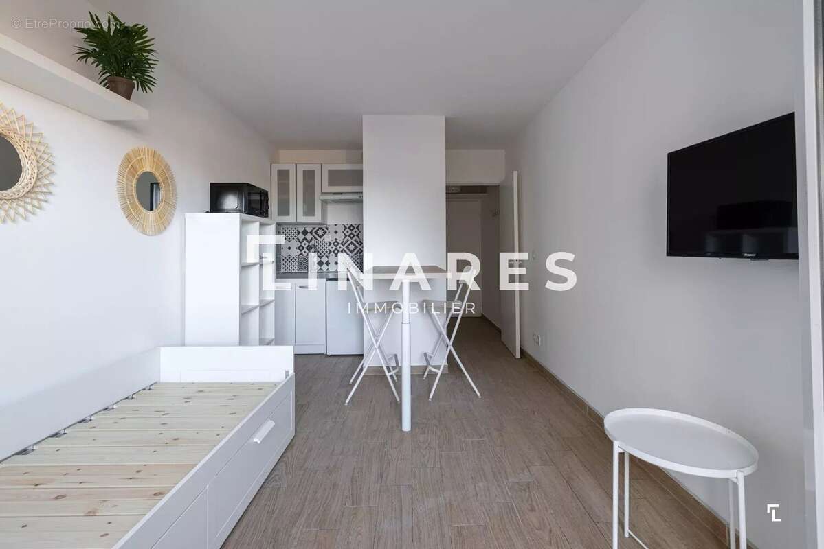 Appartement à MARSEILLE-3E
