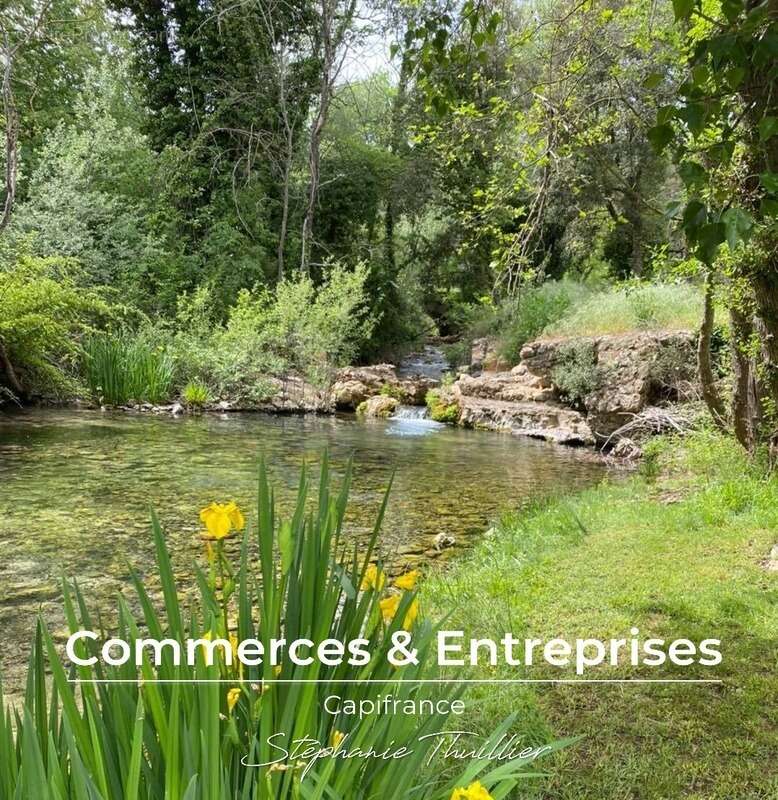 Commerce à SAINT-MAXIMIN-LA-SAINTE-BAUME