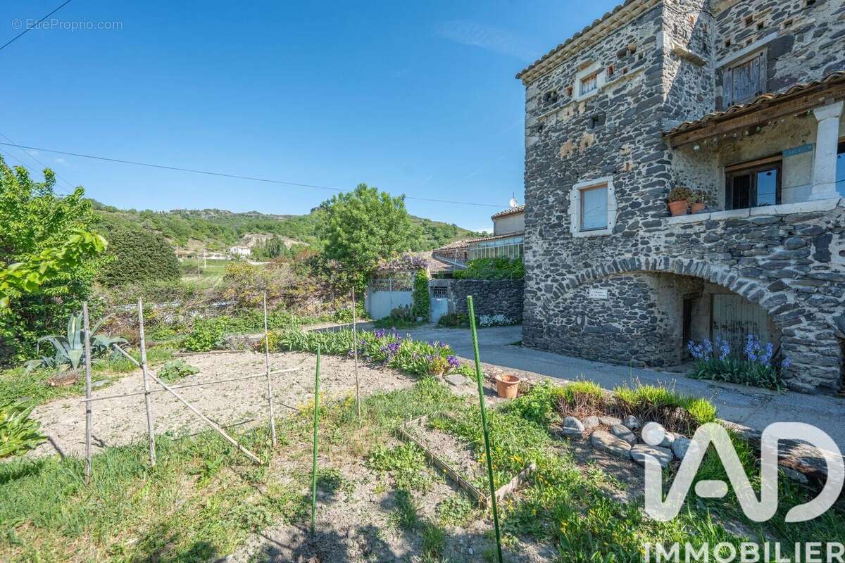 Maison 123 m² à Lussas  - photo 4
