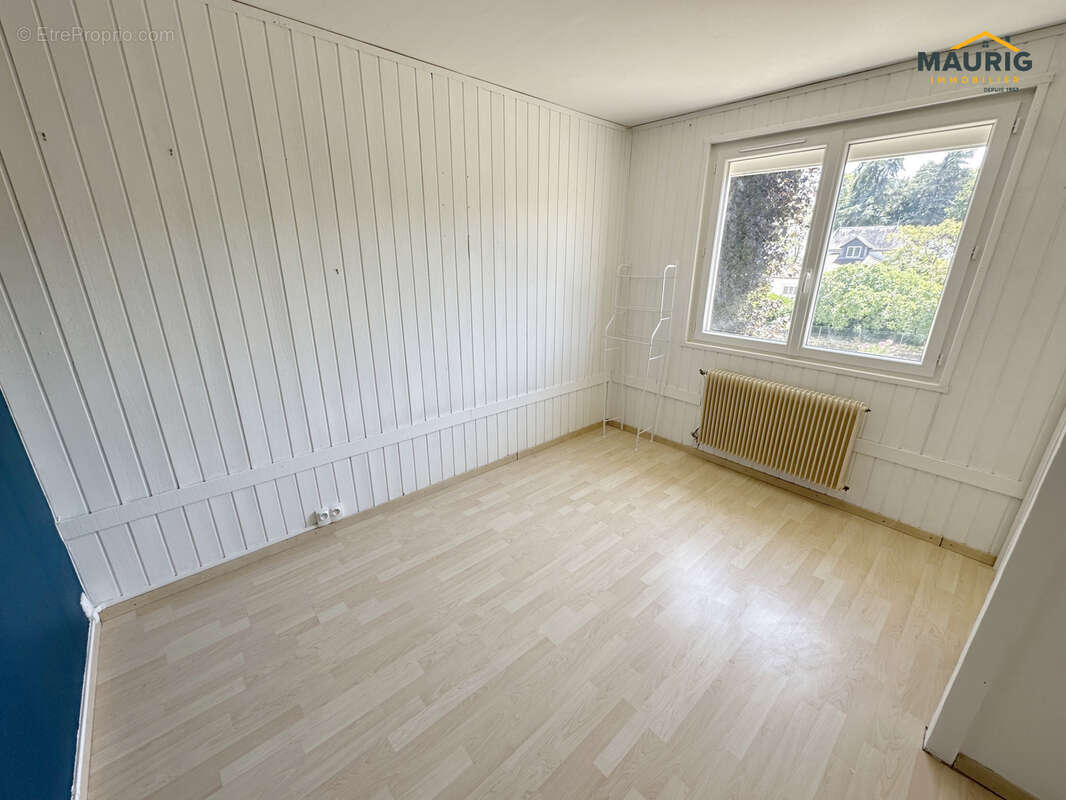 Maison 3 chambres jardin et garages 47200 VIRAZEIL - photo 6