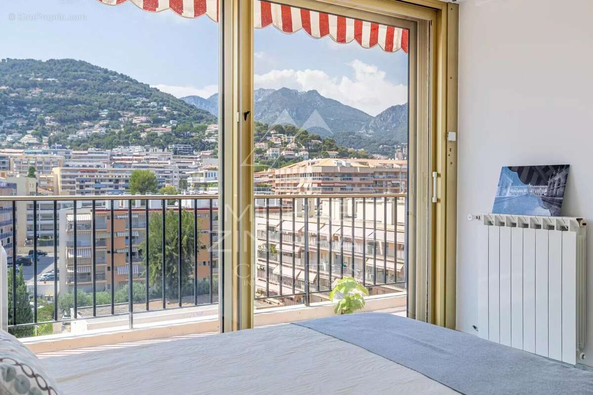 Appartement à ROQUEBRUNE-CAP-MARTIN
