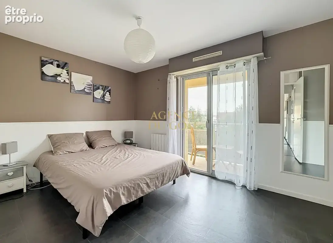 Stella-plage coeur de ville t2 traversant & lumineux avec double balcon et cave - photo 7