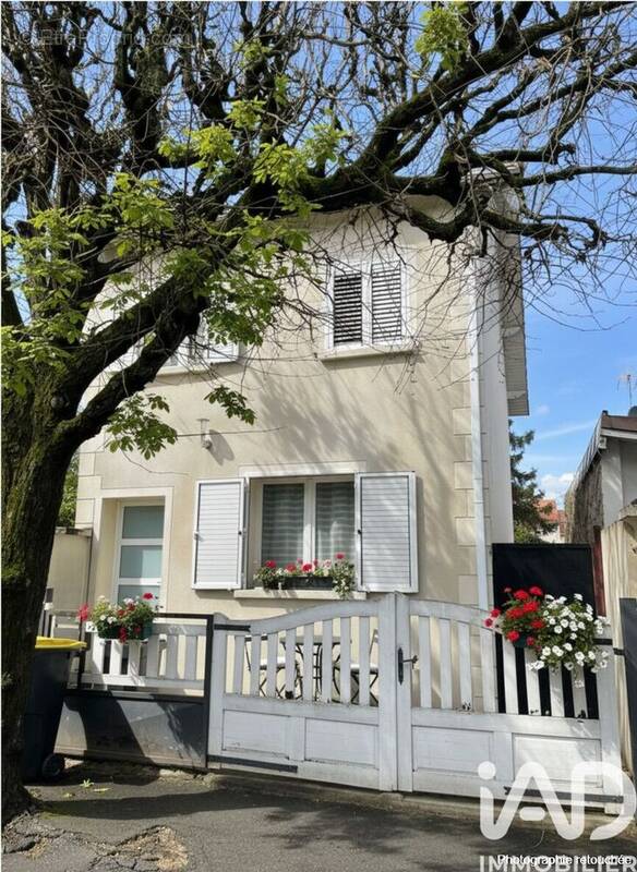 Photo 1 - Maison à VILLENEUVE-LE-ROI