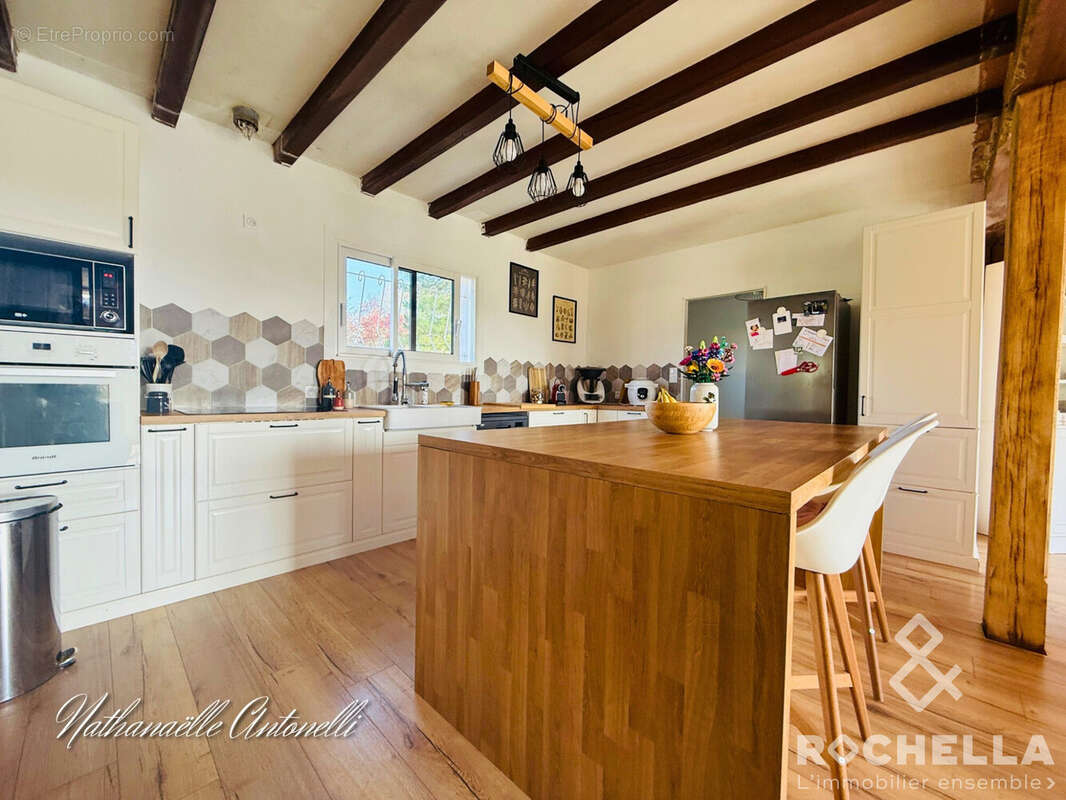 Maison à LES EGLISES-D&#039;ARGENTEUIL