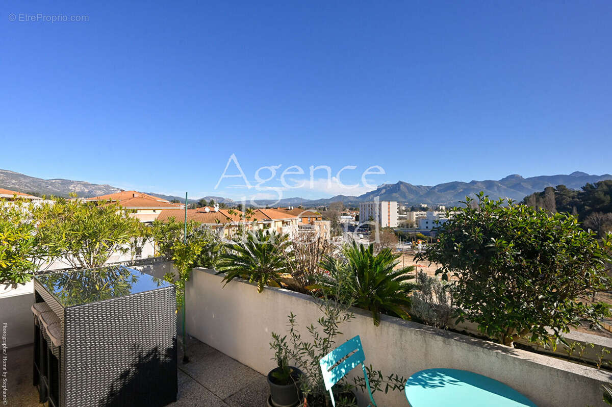 AUBAGNE - Appartement 3 pièces 75 m2 avec Terrasse et Stationnement - photo 3