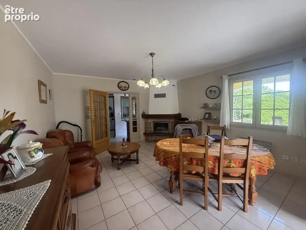 Maison 108 m² à Cruas  - photo 6