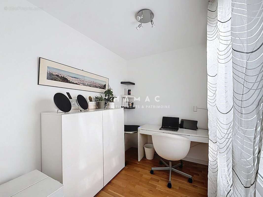 Appartement à CALUIRE-ET-CUIRE