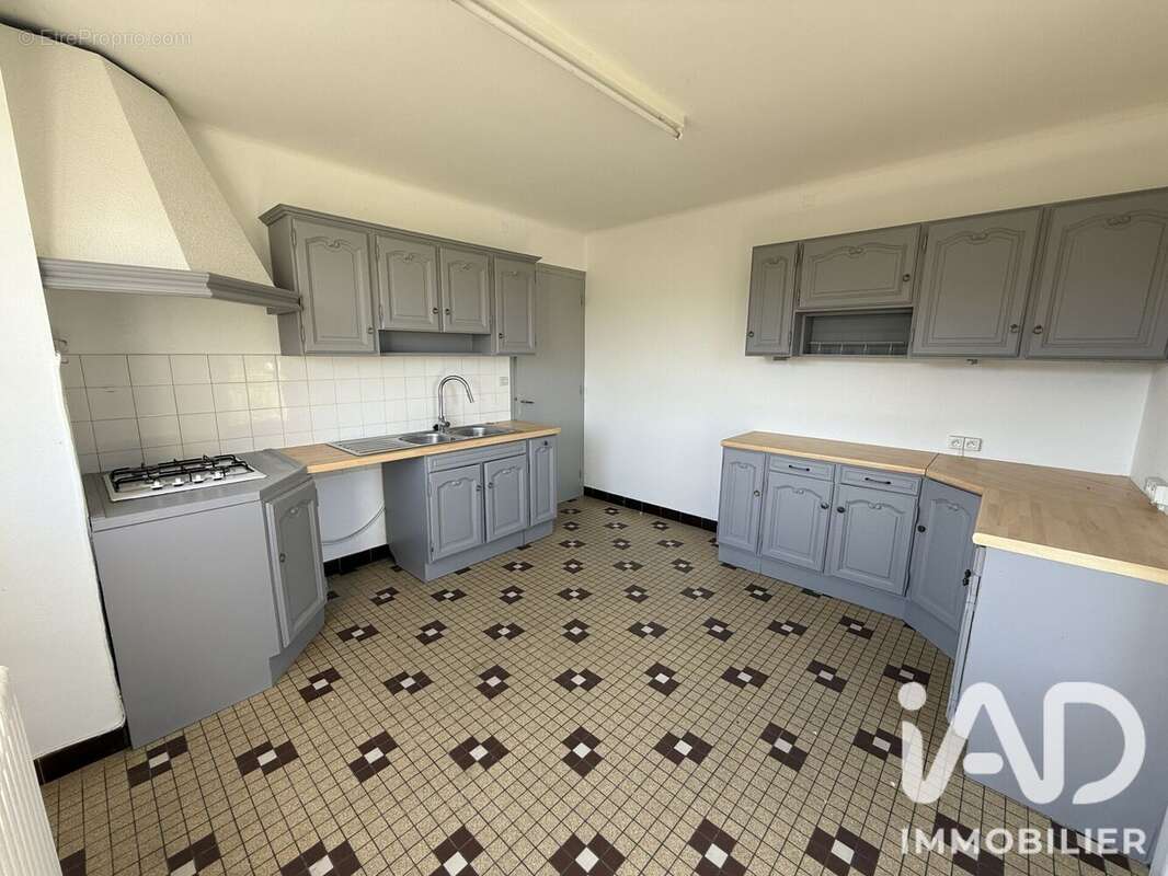 Maison 100 m² à Bree  - photo 7