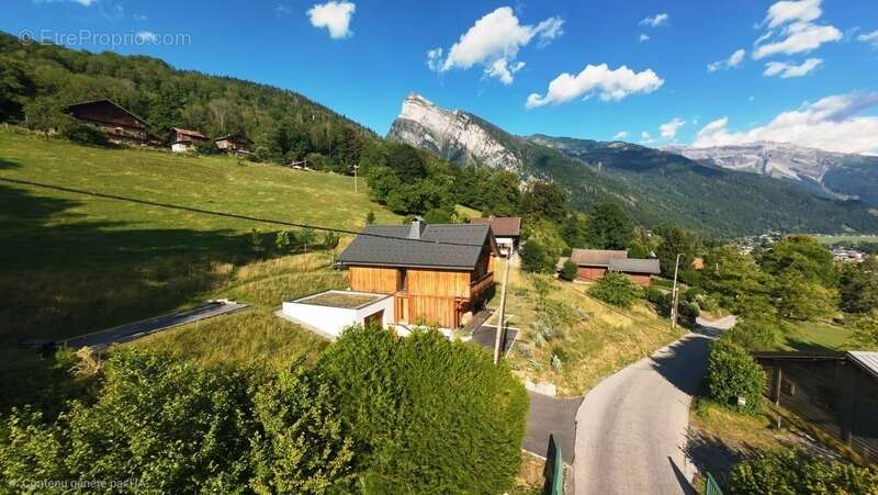 Maison à SAMOENS