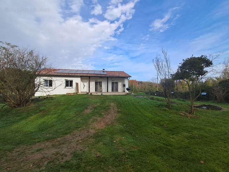 Maison à SAINT-PLANCARD