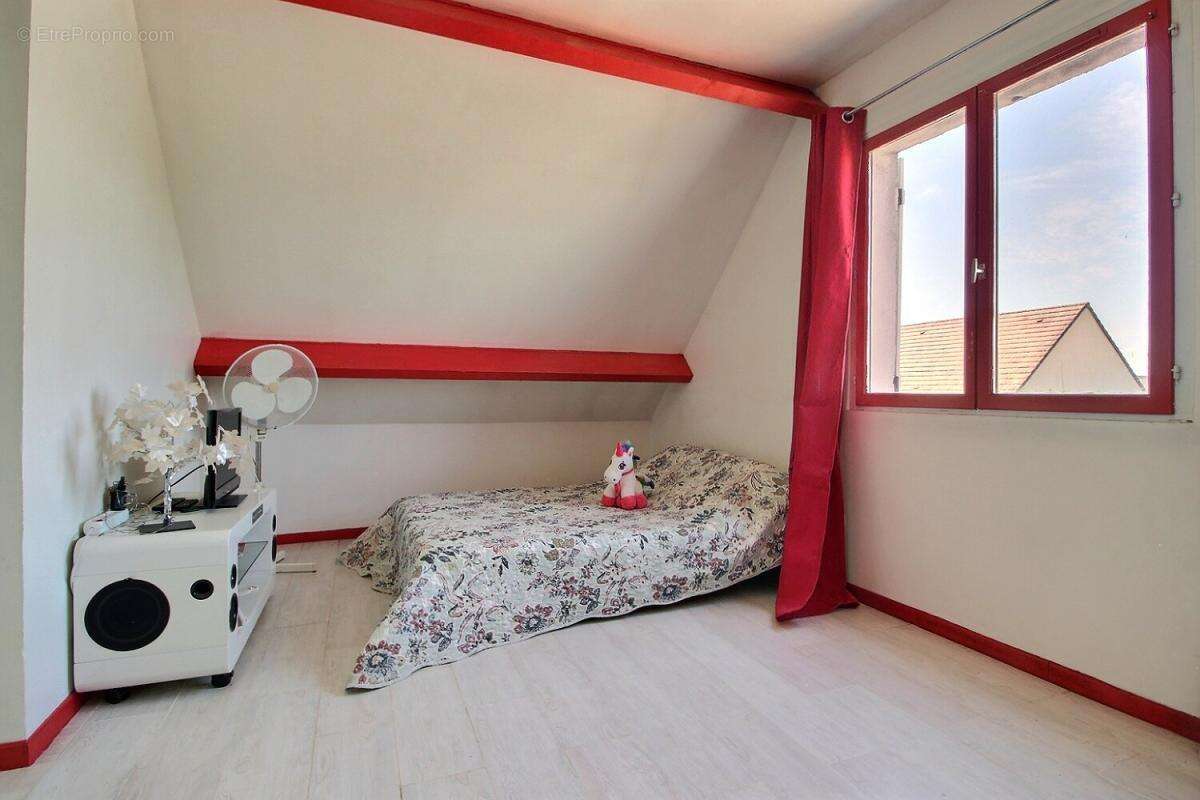 Maison à JANVILLE